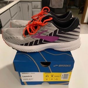 Brooks Launch 6 Woman’s 8.5